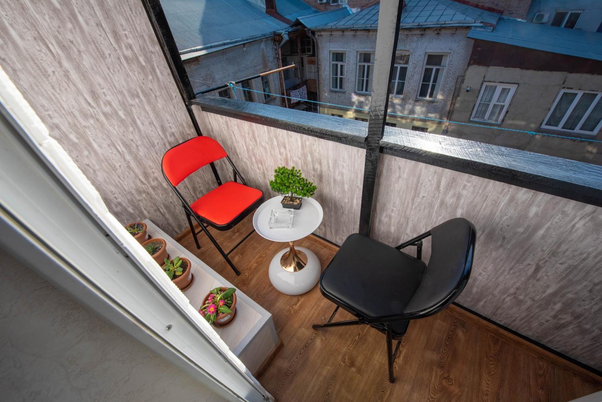 Apartment In Old Tbilisi Esterno foto